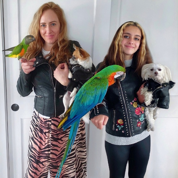 SALUTE Betty = my nickname Shopping = my Whiskey🤙 - Picture 9 of 17